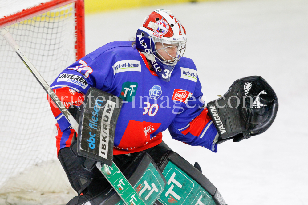 HC TWK Innsbruck-Die Haie - HC Pustertal Wölfe by kristen-images.com