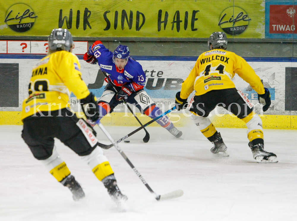 HC TWK Innsbruck-Die Haie - HC Pustertal Wölfe by kristen-images.com