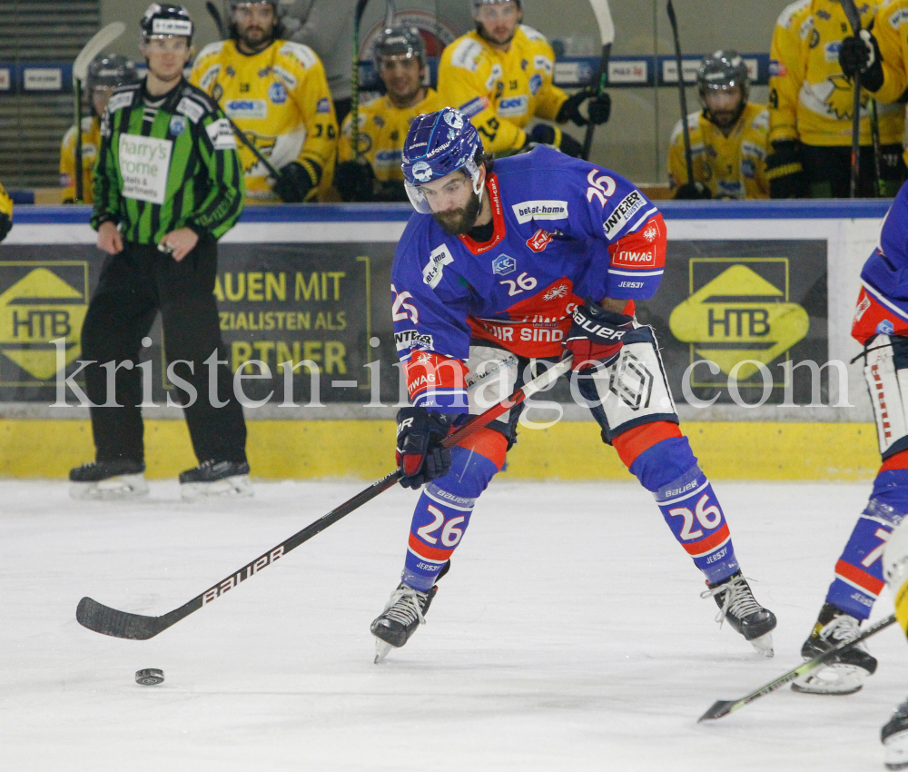 HC TWK Innsbruck-Die Haie - HC Pustertal Wölfe by kristen-images.com