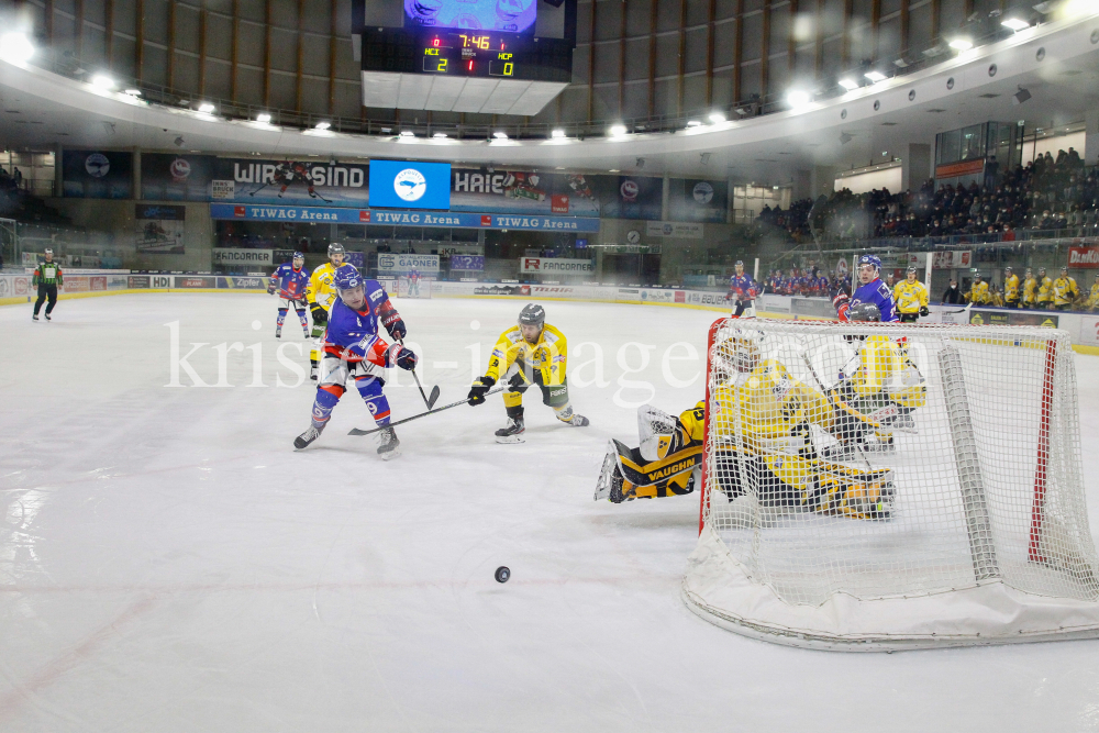 HC TWK Innsbruck-Die Haie - HC Pustertal Wölfe by kristen-images.com