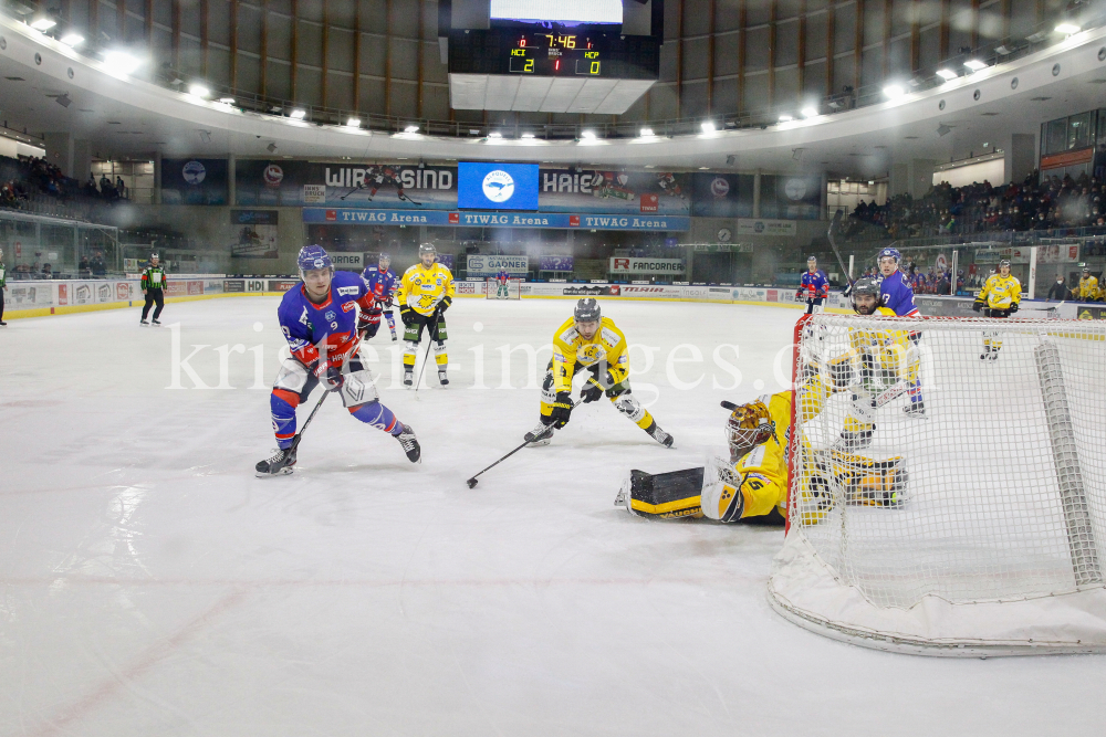 HC TWK Innsbruck-Die Haie - HC Pustertal Wölfe by kristen-images.com