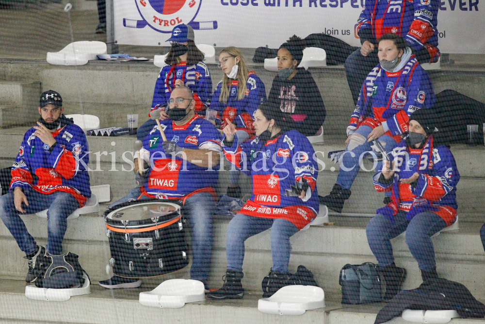 HC TWK Innsbruck-Die Haie - HC Pustertal Wölfe by kristen-images.com