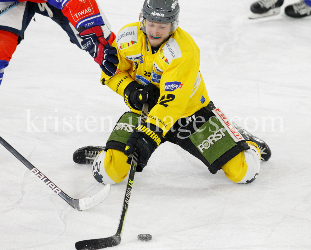 HC TWK Innsbruck-Die Haie - HC Pustertal Wölfe by kristen-images.com