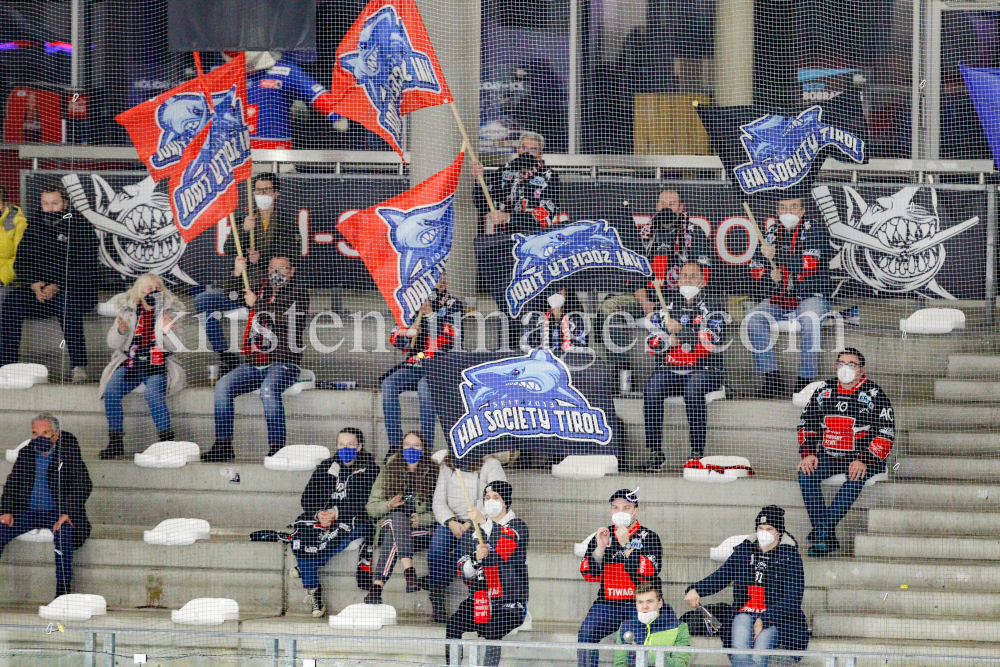 HC TWK Innsbruck-Die Haie - HC Pustertal Wölfe by kristen-images.com