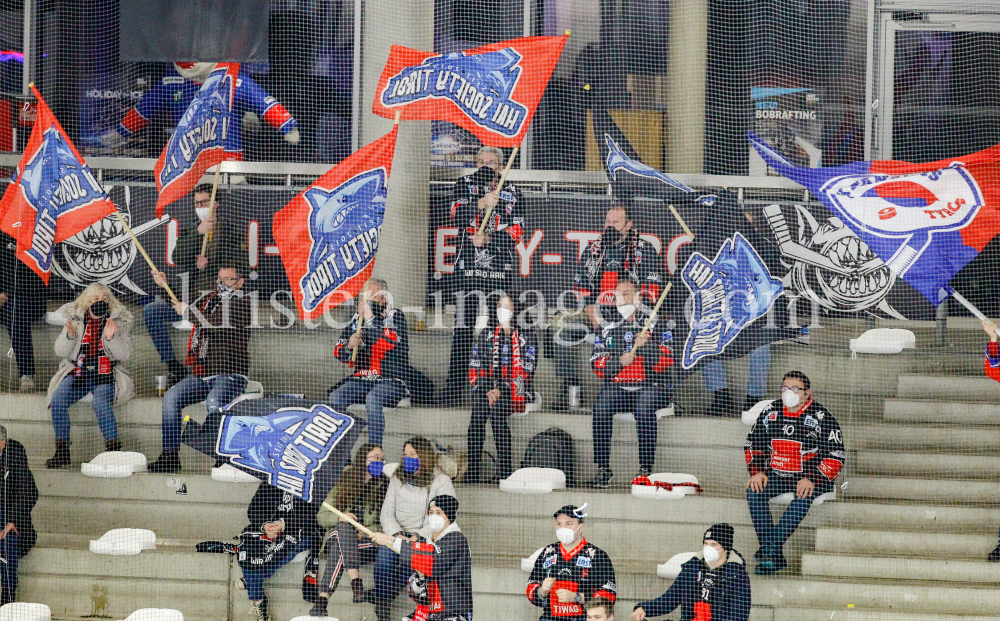 HC TWK Innsbruck-Die Haie - HC Pustertal Wölfe by kristen-images.com