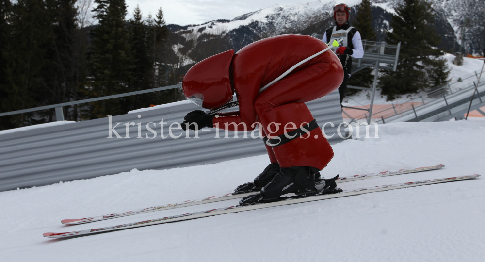 Speedskifahrer / Seefeld, Tirol Österreich by kristen-images.com