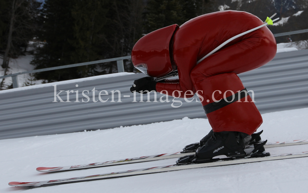 Speedskifahrer / Seefeld, Tirol Österreich by kristen-images.com