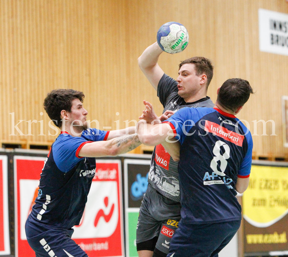 medalp Handball Tirol - SK Keplinger-Traun / Österreich by kristen-images.com