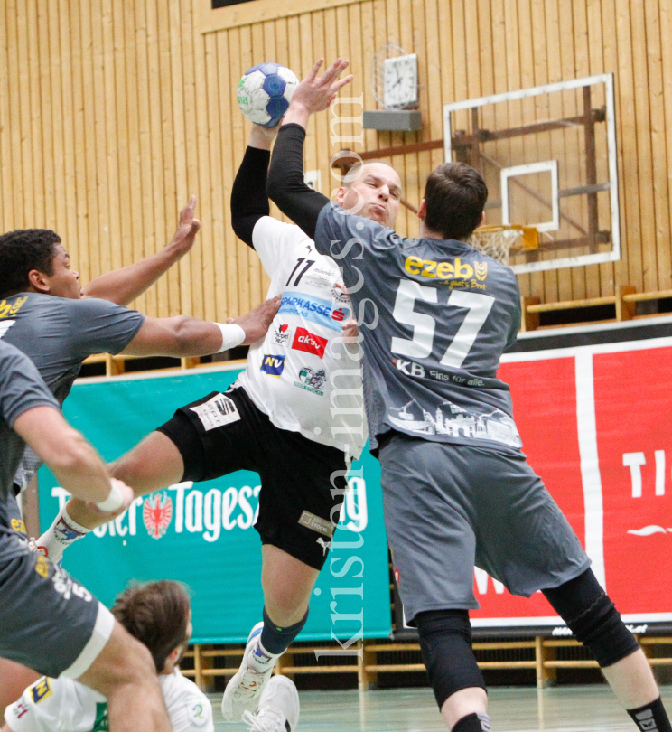 medalp Handball Tirol - Union Sparkasse Korneuburg / Österreich by kristen-images.com