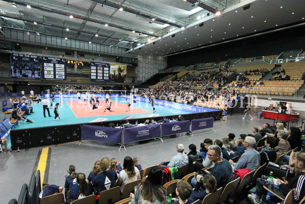 AlpenVolleys Haching - Düren / Deutsche Volleyball Bundesliga by kristen-images.com