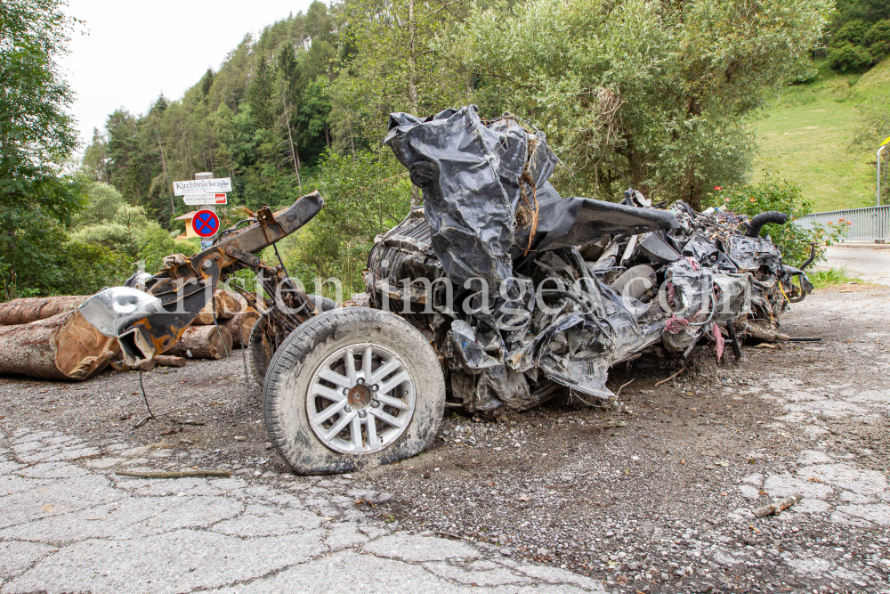 Murenabgang nach Unwetter in Mieders im Stubaital, Stubai, Tirol, Österreich by kristen-images.com