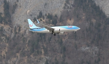 TUI Flugzeug / Landeanflug Innsbruck