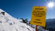 Skigebiet Rosshütte Seefeld, Tirol / Hinweisschild, Warntafel