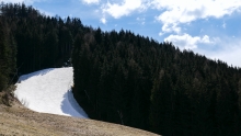 Skipiste im Frühjahr am Patscherkofel, Tirol, Austria