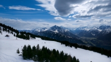 Blick vom Patscherkofel zur Serles und ins Stubaital