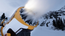 Stubaier Gletscher, Stubaital, Tirol, Austria / Schneekanone