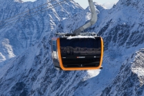 Stubaier Gletscher, Stubaital, Tirol, Austria / 3S Eisgratbahn