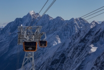 Stubaier Gletscher, Stubaital, Tirol, Austria / 3S Eisgratbahn