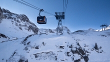 Stubaier Gletscher, Tirol, Austria / 3S Eisgratbahn