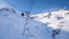 Stubaier Gletscher, Tirol, Austria / 3S Eisgratbahn