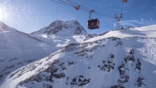 Stubaier Gletscher, Tirol, Austria / 3S Eisgratbahn