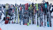 Stubaier Gletscher, Tirol, Austria / Skiständer, Snowboardständer