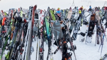 Stubaier Gletscher, Tirol, Austria / Skiständer, Snowboardständer