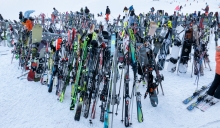 Stubaier Gletscher, Tirol, Austria / Skiständer, Snowboardständer