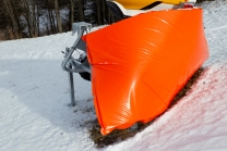 Aufprallschutz, Schutzmatten für Skifahrer / Schneekanone 