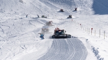 Pistenraupe / Stubaier Gletscher, Stubaital, Tirol, Austria