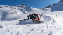 Pistenraupe / Stubaier Gletscher, Stubaital, Tirol, Austria