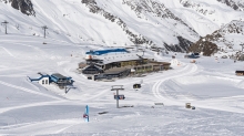 Bergstation, Restaurant Gamsgarten / Stubaier Gletscher, Stubaital, Tirol, Austria