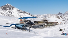 Bergstation, Restaurant Gamsgarten / Stubaier Gletscher, Stubaital, Tirol, Austria