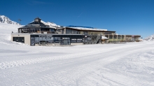 Bergstation, Restaurant Gamsgarten / Stubaier Gletscher, Stubaital, Tirol, Austria