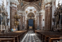 Dom zu St. Jakob in Innsbruck, Tirol, Austria / Osterwoche