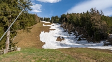 Skipiste im Frühjahr / Patscherkofel, Tirol, Austria