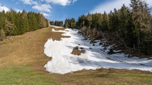 Skipiste im Frühjahr / Patscherkofel, Tirol, Austria