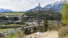 Umspannwerk Vill, Tirol, Austria / Hochspannungsmast, Hochspannungsleitung