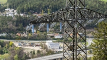 Umspannwerk Vill, Tirol, Austria / Hochspannungsmast, Hochspannungsleitung