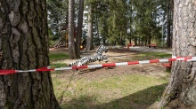 Spielplatz gesperrt / Kurpark Igls, Innsbruck, Tirol, Austria