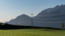 Hoschspannungsleitungen / Sistrans, Tirol, Austria