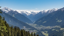 Blick vom Patscherkofel in das Stubaital, Tirol, Austria