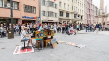 Open Piano / Maria-Theresien-Straße, Innsbruck, Tirol, Austria