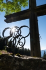 Olympische Ringe von 1964 und 1976 / Kreuz / Patscherkofel, Tirol, Austria