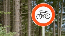 Mountainbiken, Radfahren verboten