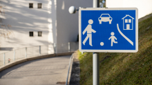 Verkehrsschild: verkehrsberuhigter Bereich / Spielstraße, Wohnstraße