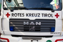 Groß Unfallfahrzeug / Österreichisches Rotes Kreuz