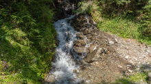 kleiner Wasserfall / Gebirgsbach / Arztal, Ellbögen, Tirol, Österreich