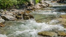 Gebirgsbach / Falggasanerbach im Arztal, Ellbögen, Tirol, Österreich