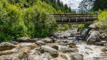 Gebirgsbach / Falggasanerbach im Arztal, Ellbögen, Tirol, Österreich